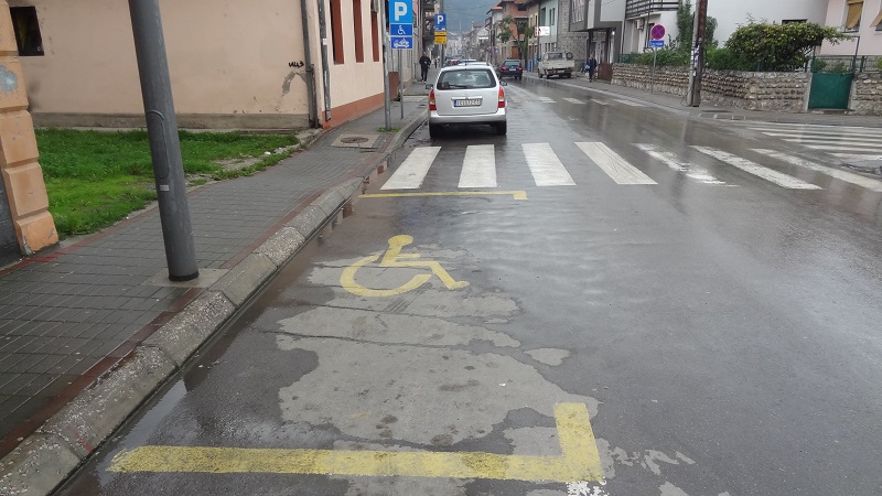 Паркинг за инвалиде Миће Матовића Ивањица